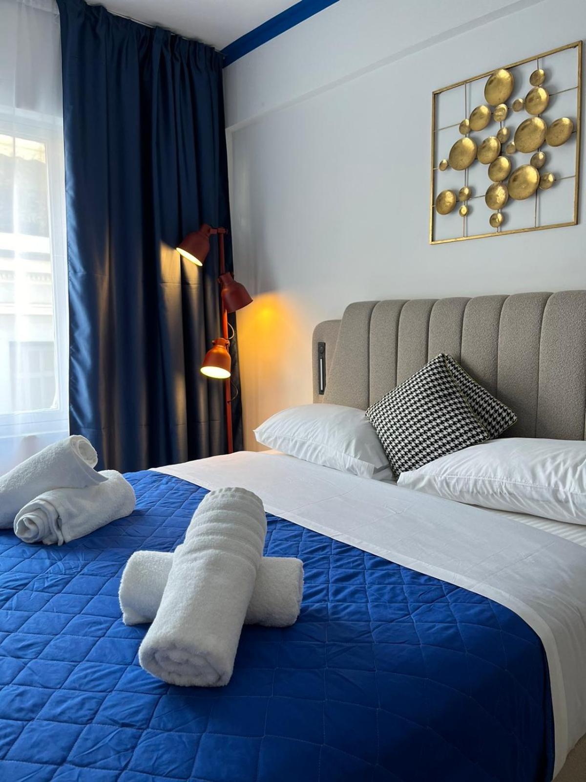 Syntagma Plaka Suite By Zeussuites Athen Exterior foto